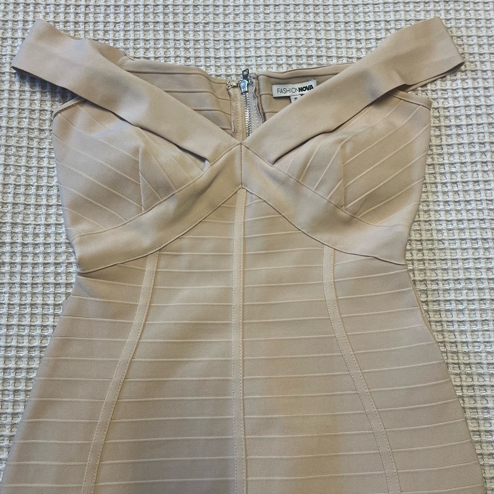 Fashion Nova Off-Shoulder bandage midi Dress